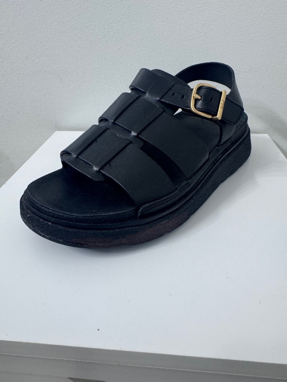 FitFlop Gracie Leather Fisherman Sandals Black Women’s 7 EU 38 Comfort
